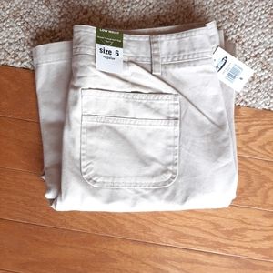 NWT Old Navy Low Waist Khakis size 6